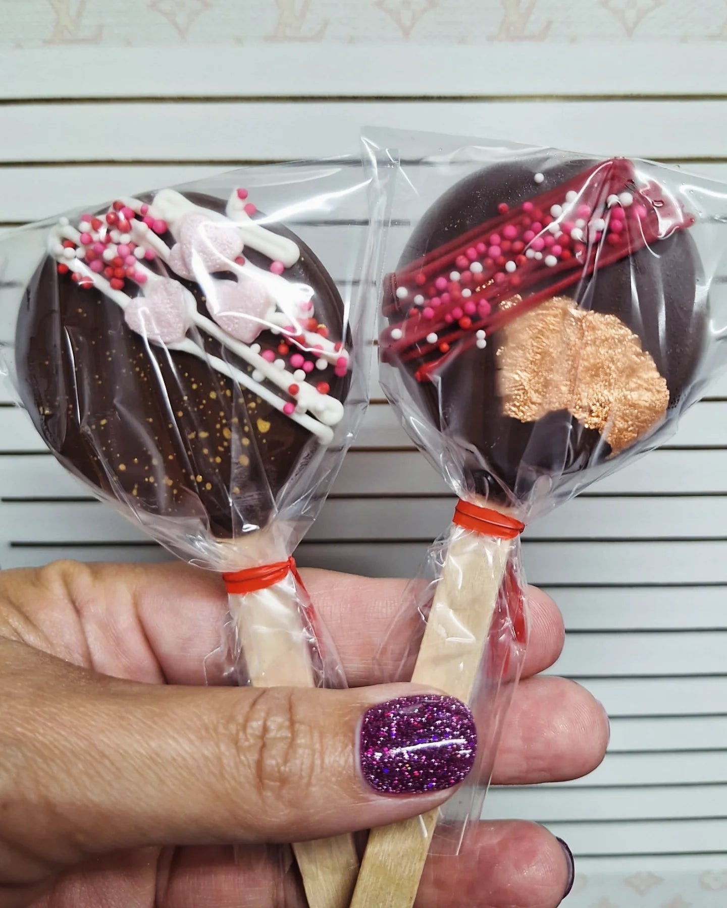 Galletas cubiertas con chocolate