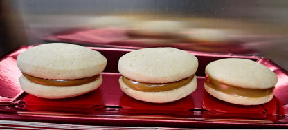 Alfajores de maicena y dulce de leche